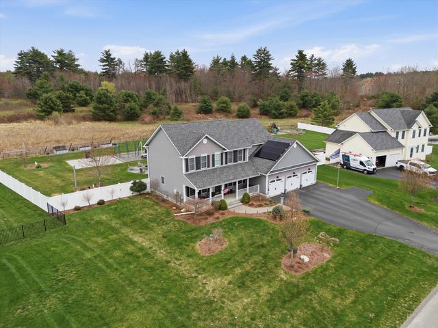 30 Hunter Mill Way, Londonderry, NH 03053