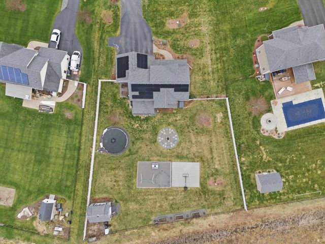 30 Hunter Mill Way, Londonderry, NH 03053