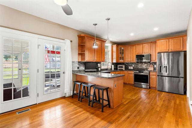 30 Hunter Mill Way, Londonderry, NH 03053