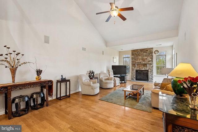 24878 HELMS TER, Aldie, VA 20105