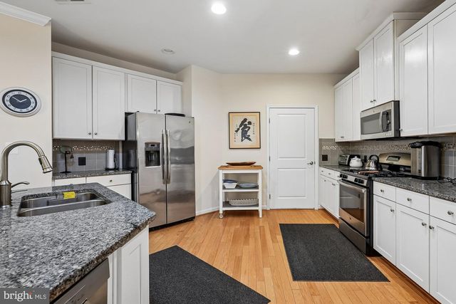 24878 HELMS TER, Aldie, VA 20105