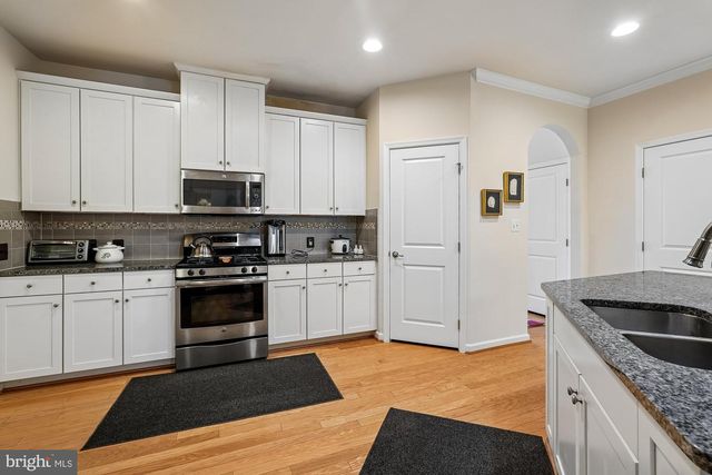 24878 HELMS TER, Aldie, VA 20105
