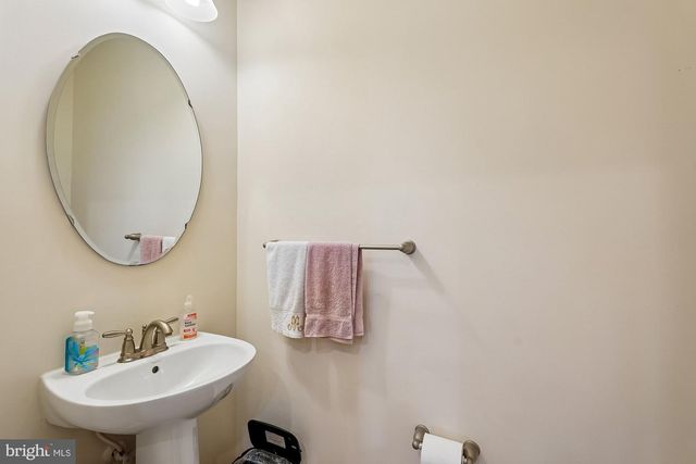 24878 HELMS TER, Aldie, VA 20105