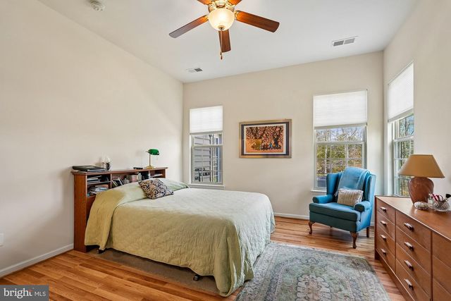 24878 HELMS TER, Aldie, VA 20105