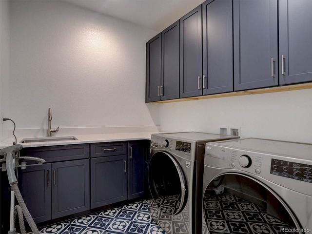 11246 Bellsong Ln, Littleton, CO 80125