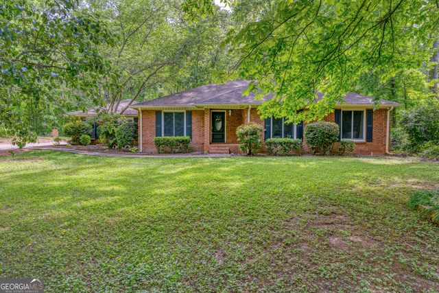 205 OLDE OAK Drive, Jonesboro, GA 30238