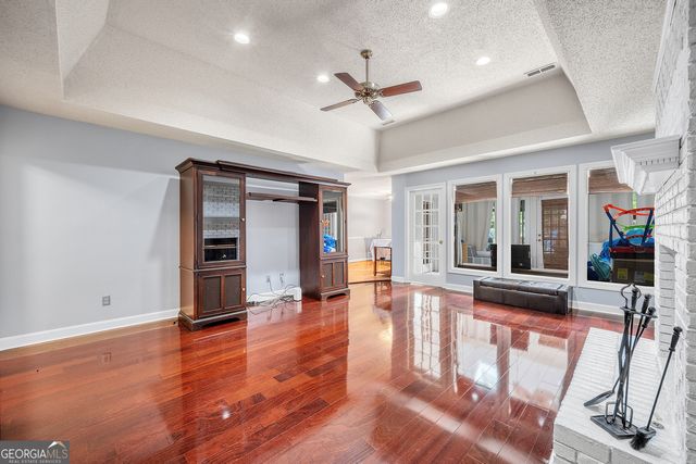 205 OLDE OAK Drive, Jonesboro, GA 30238