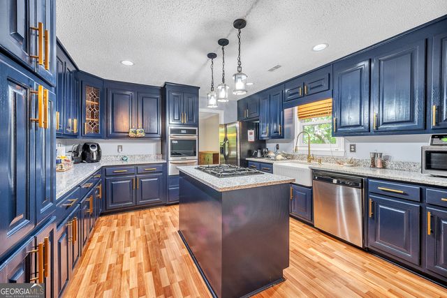 205 OLDE OAK Drive, Jonesboro, GA 30238