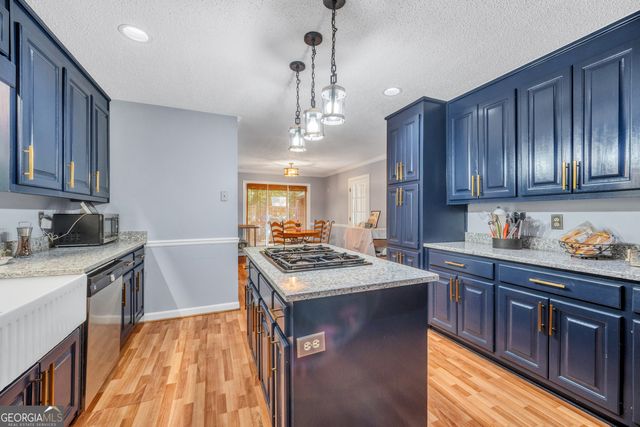 205 OLDE OAK Drive, Jonesboro, GA 30238