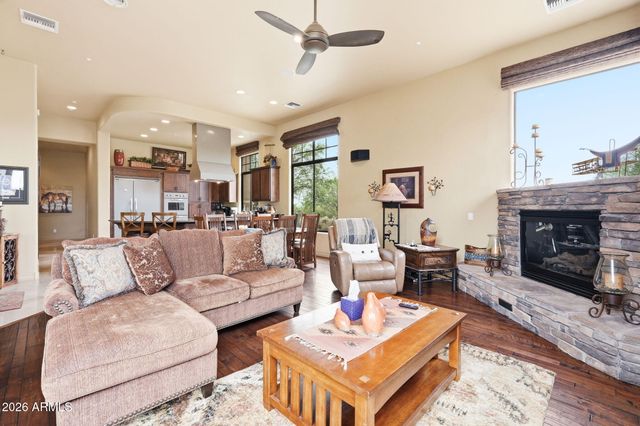 5438 E PRICKLEY PEAR Road, Cave Creek, AZ 85331