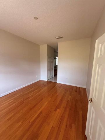 2102 Bunker View Court, Kissimmee, FL 34746