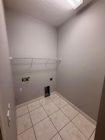 2102 Bunker View Court, Kissimmee, FL 34746