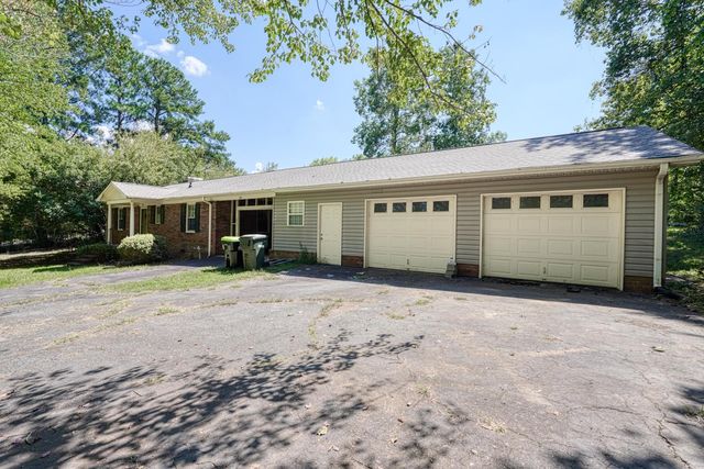 100 Carpenter Drive, Landrum, SC 29356