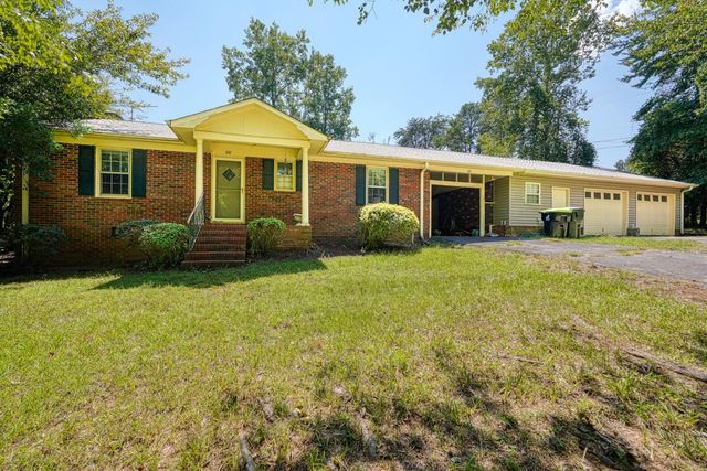 100 Carpenter Drive, Landrum, SC 29356