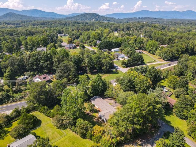 100 Carpenter Drive, Landrum, SC 29356