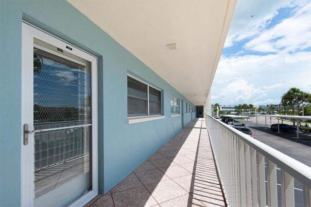 6363 GULF WINDS DRIVE 233, St Petersburg, FL 33706