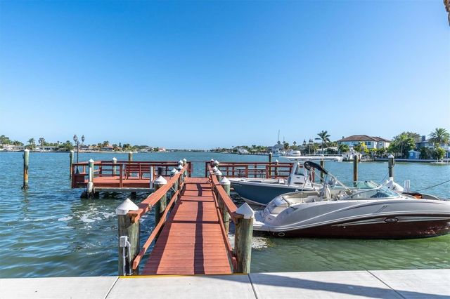 6363 GULF WINDS DRIVE 233, St Petersburg, FL 33706