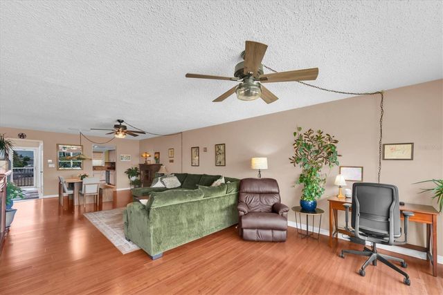 6363 GULF WINDS DRIVE 233, St Petersburg, FL 33706