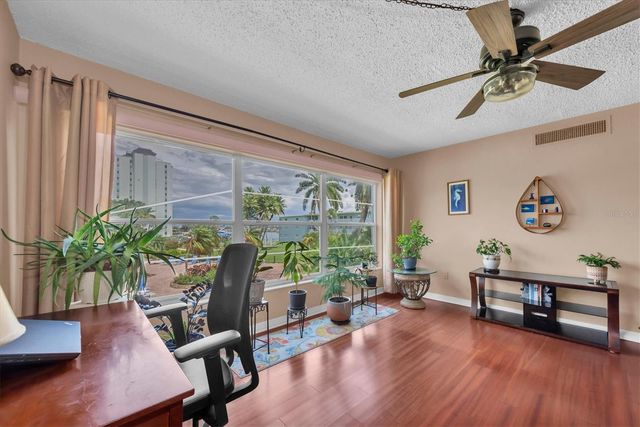 6363 GULF WINDS DRIVE 233, St Petersburg, FL 33706