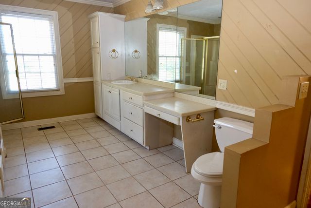 1825 Groaning Rock Road, Commerce, GA 30530