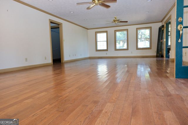 1825 Groaning Rock Road, Commerce, GA 30530