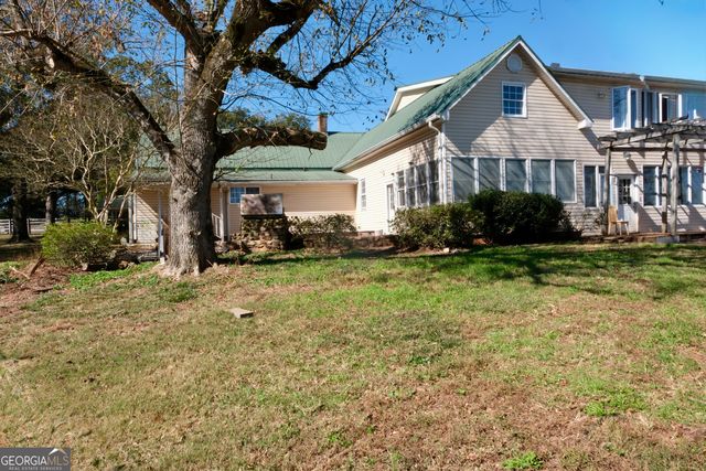 1825 Groaning Rock Road, Commerce, GA 30530