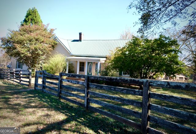 1825 Groaning Rock Road, Commerce, GA 30530