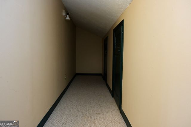 1825 Groaning Rock Road, Commerce, GA 30530