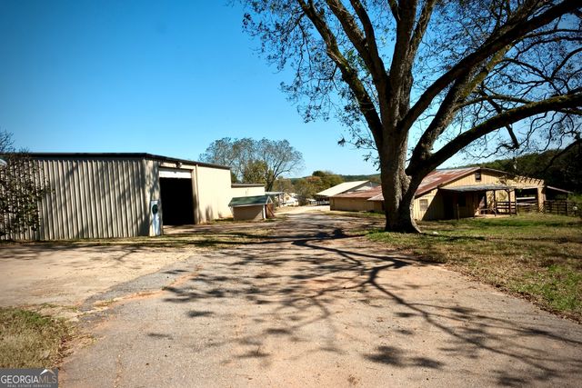 1825 Groaning Rock Road, Commerce, GA 30530