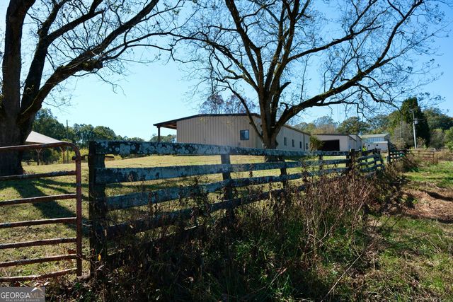 1825 Groaning Rock Road, Commerce, GA 30530