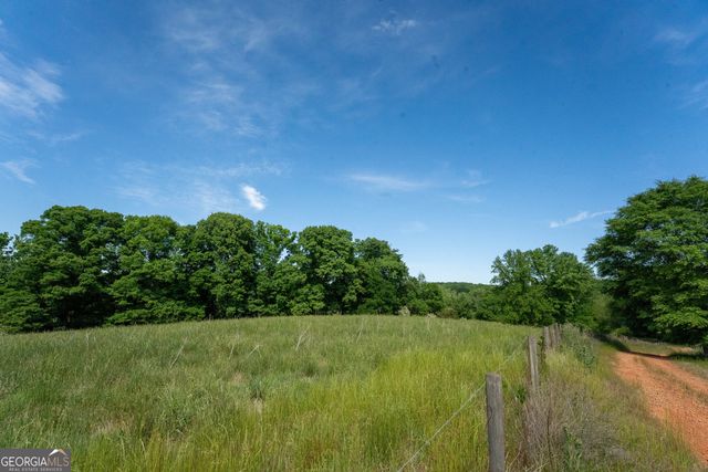 1825 Groaning Rock Road, Commerce, GA 30530