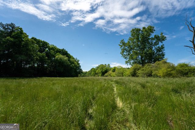 1825 Groaning Rock Road, Commerce, GA 30530