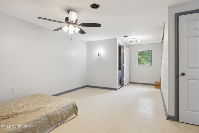 6605 Crescent Drive, Knoxville, TN 37920