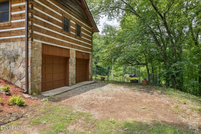 6605 Crescent Drive, Knoxville, TN 37920