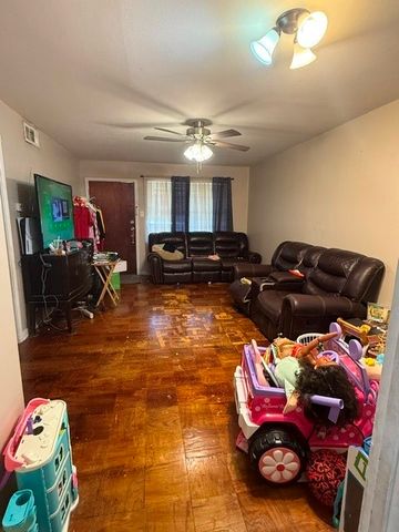 1101 Glasgow Road, Fort Worth, TX 76134