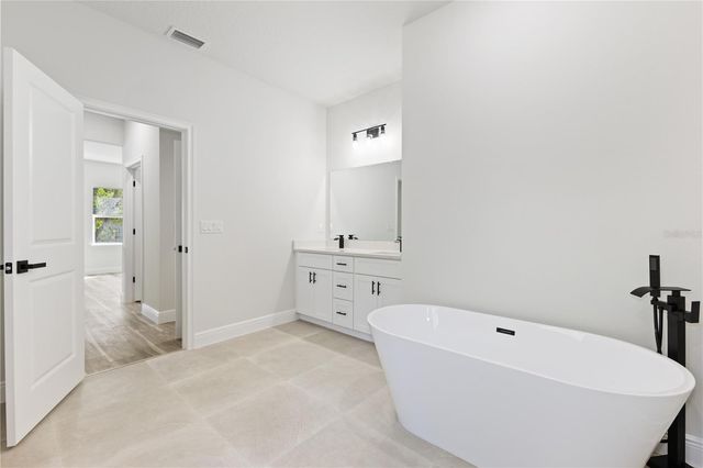 706 MARION OAKS MANOR, Ocala, FL 34473