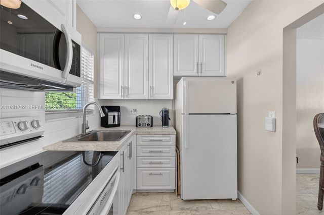 2650 W Golf Boulevard 259, Pompano Beach, FL 33064