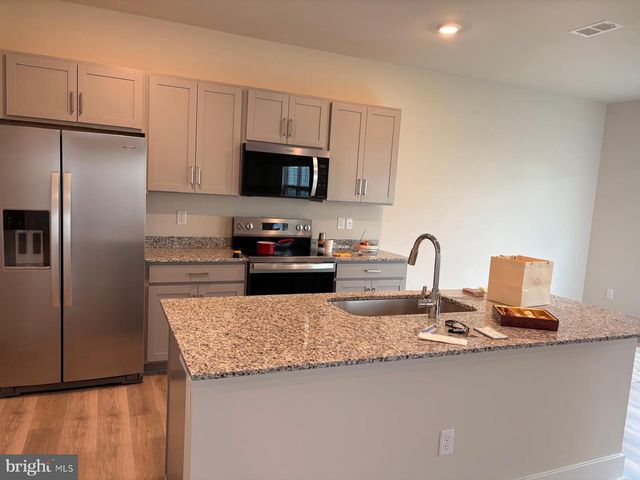 232 MUNSEE CIR, Winchester, VA 22602