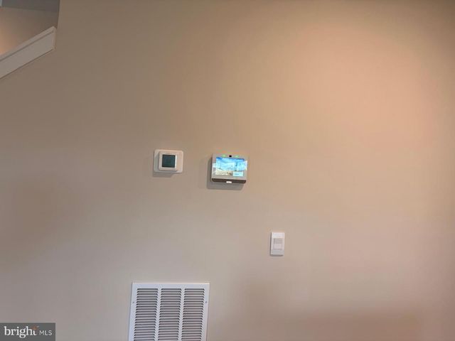 232 MUNSEE CIR, Winchester, VA 22602