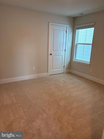 232 MUNSEE CIR, Winchester, VA 22602