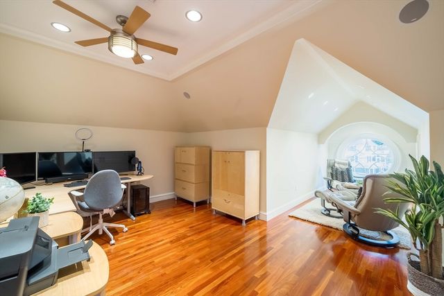 16 Meriam St, Lexington, MA 02420