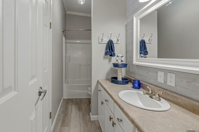 44067 La Coulee Road, St Amant, LA 70774