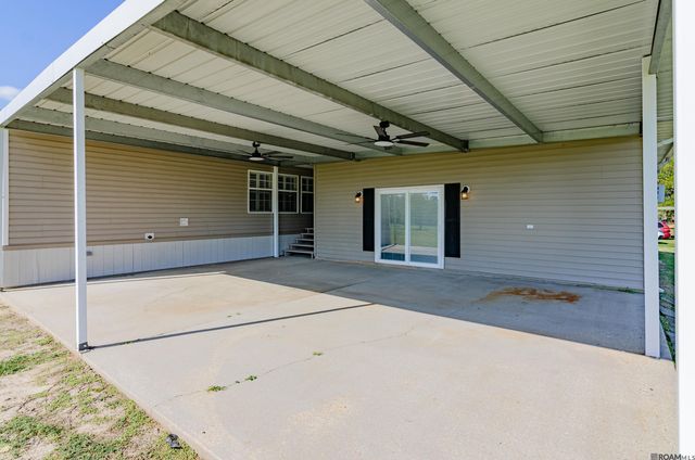 44067 La Coulee Road, St Amant, LA 70774