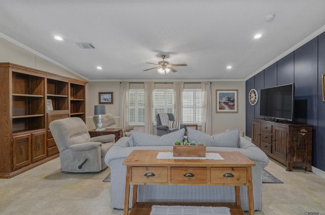 44067 La Coulee Road, St Amant, LA 70774