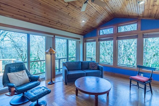 1225 Stoney Road, Peebles, OH 45660
