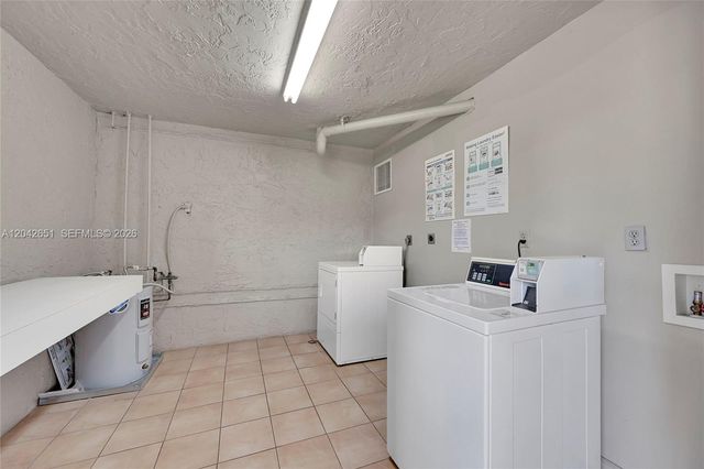 1200 NW 87th Avenue 410, Coral Springs, FL 33071