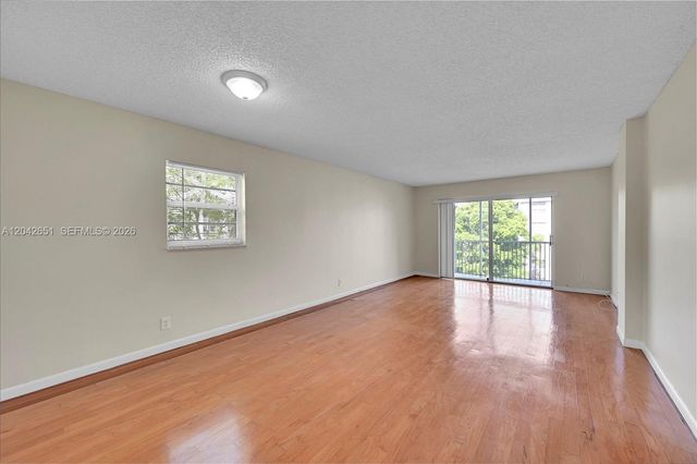 1200 NW 87th Avenue 410, Coral Springs, FL 33071