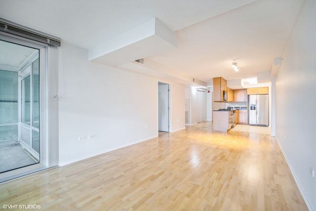 9715 Woods Drive 505, Skokie, IL 60077