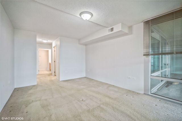 9715 Woods Drive 505, Skokie, IL 60077