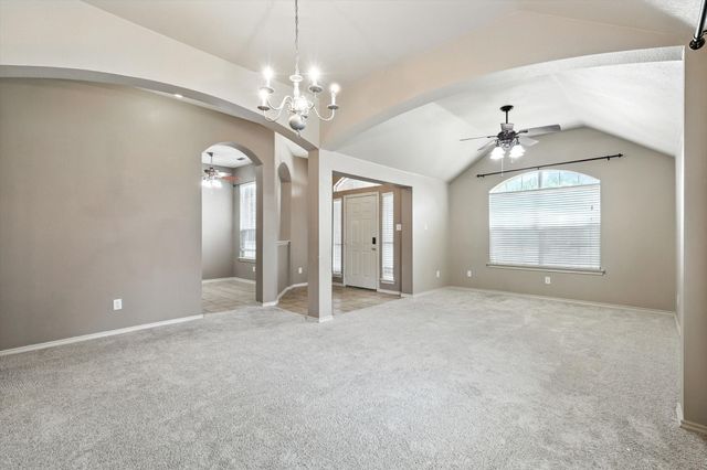 6012 Parkplace Drive, Denton, TX 76226